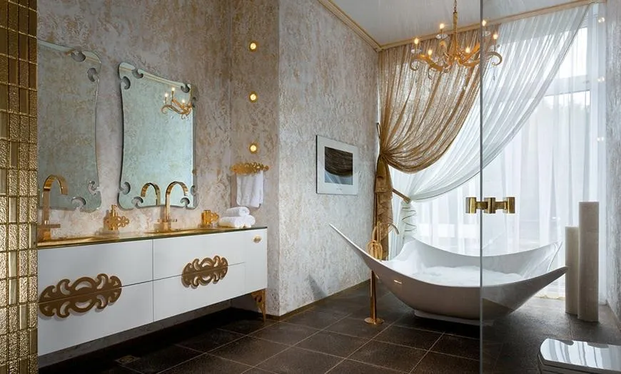 Золотая ванная комната.