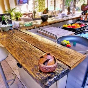 Барная стойка из дерева для кухни: как сделать своими руками