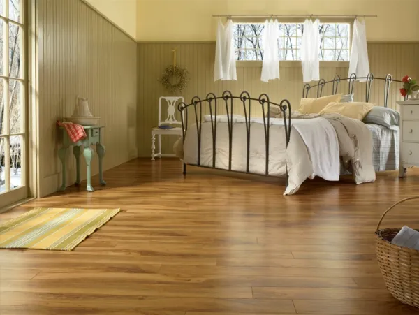 коричневый ламинат в интерьере спальни фото романтичный дизайн