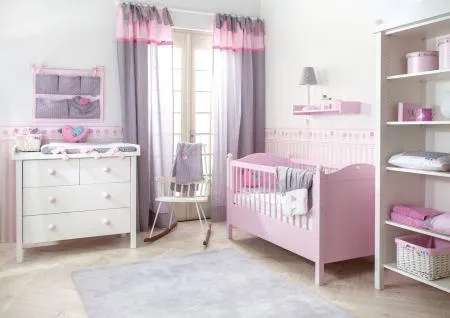 Розовая детская комната для девочки - Дизайн интерьера