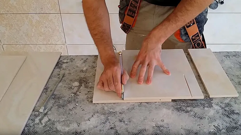 Как сделать подрезку стеклорезом, сверлом или острым ножом