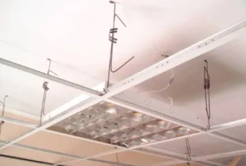 система креплений армстронг на потолке