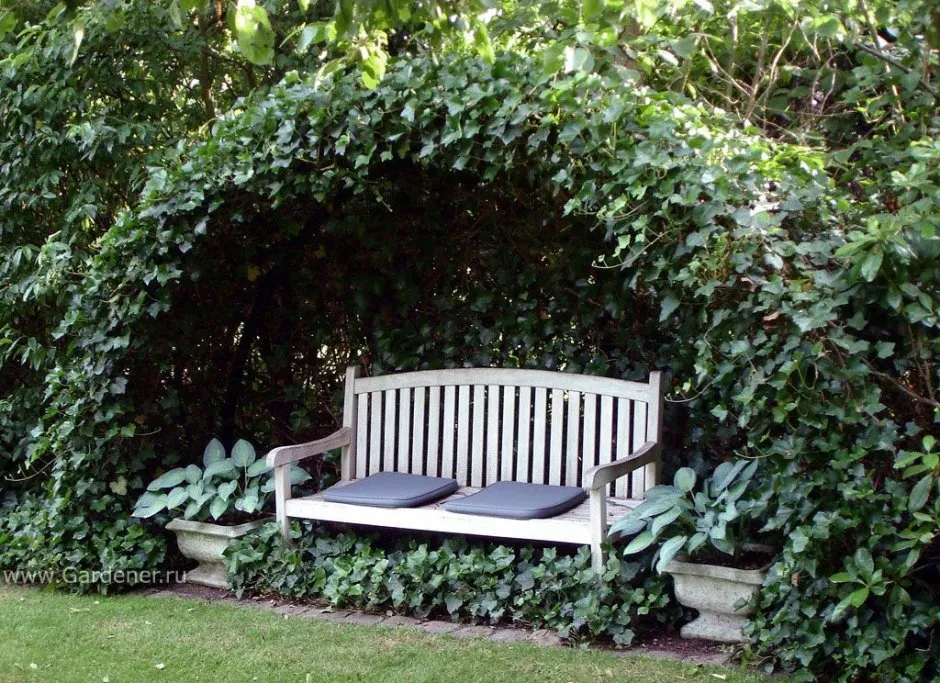 Пергола со скамейкой Тенистый сад