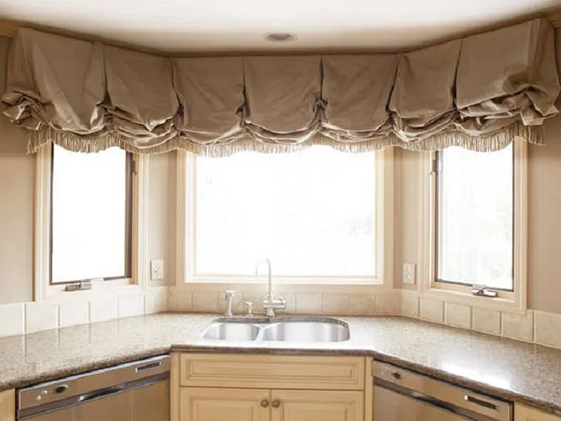 шторы для кухни с эркером фото