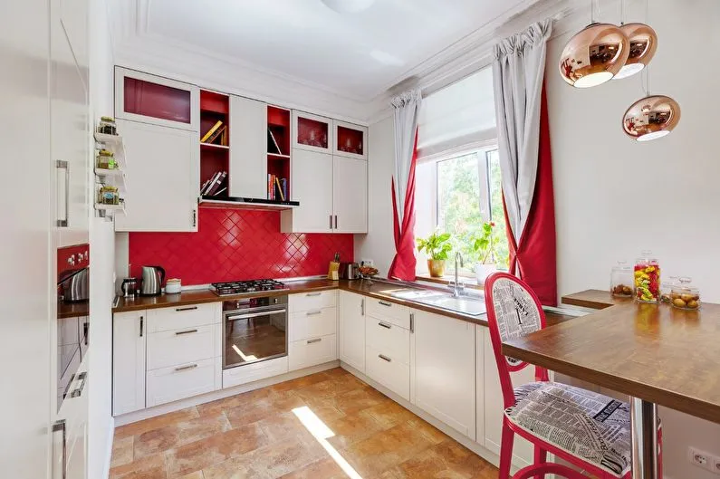 Красная кухня в хрущевке - дизайн интерьера