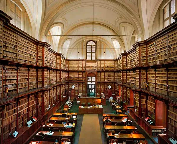 Библиотека Ангелика в Риме