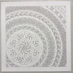 Celtic Mandala, Celtic Quilt, Celtic Tree, Mandala Stones, Line Design Pattern, Islamic Design Pattern, Celtic Drawings, Celtic Artwork, Celtic Symbols